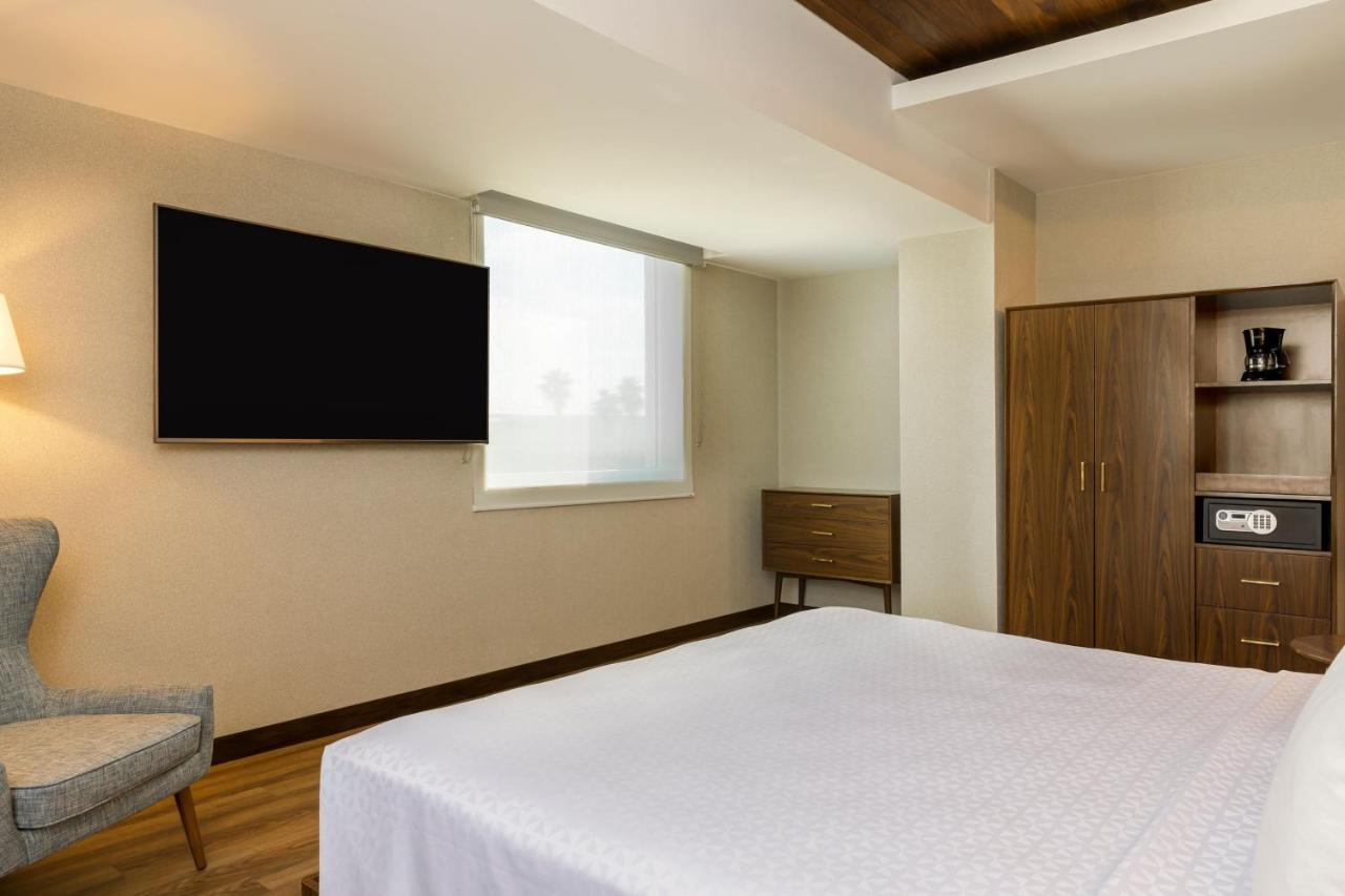 Four Points By Sheraton Monterrey Airport Apodaca Zewnętrze zdjęcie